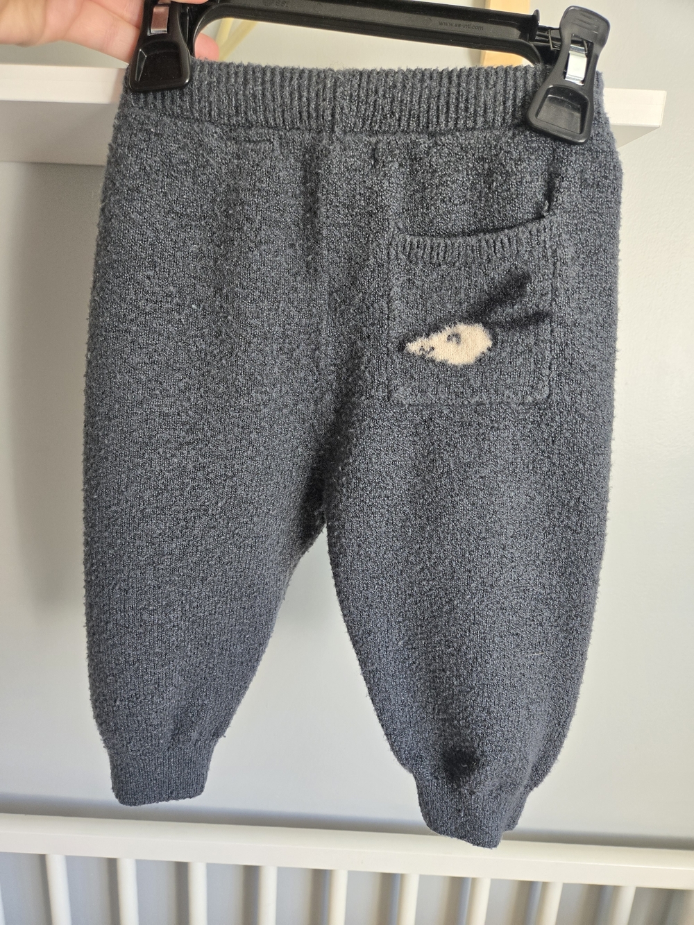 Zara Navy Knit Joggers with Cream Pocket Accent